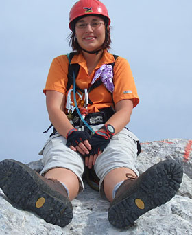 Nicki beim Klettern